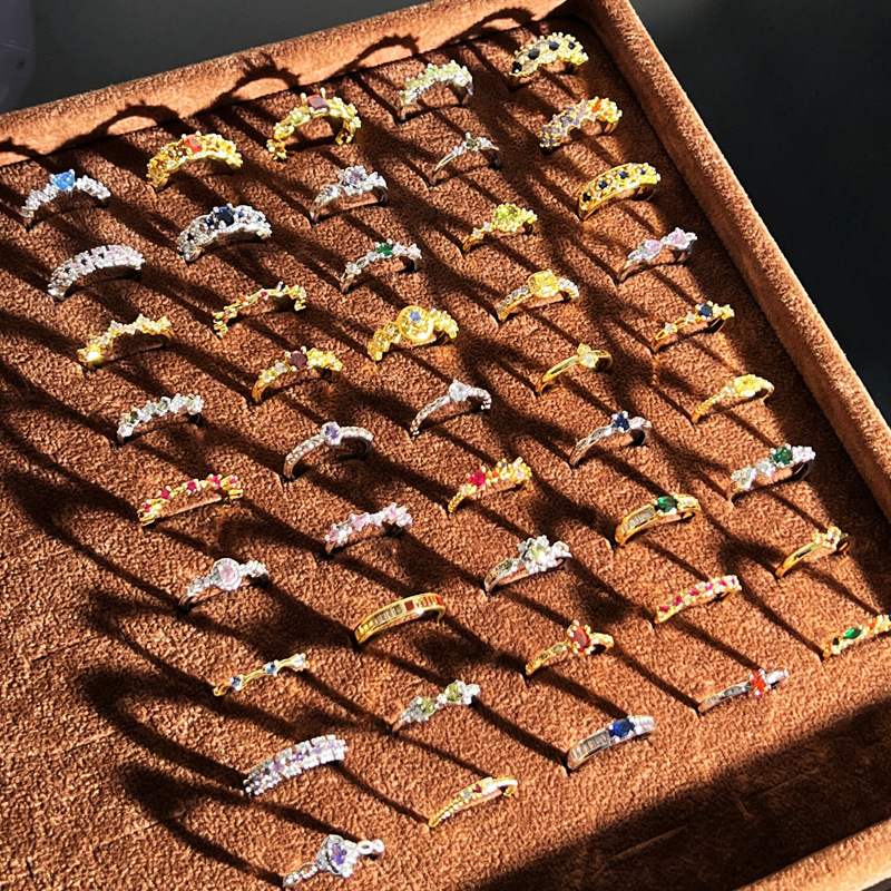 The colored gemstone series gathers open-mouth rings for women, featuring a simple, fashionable, niche design sense, sweet and cool, light luxury, and a high-end ring trend details Picture
