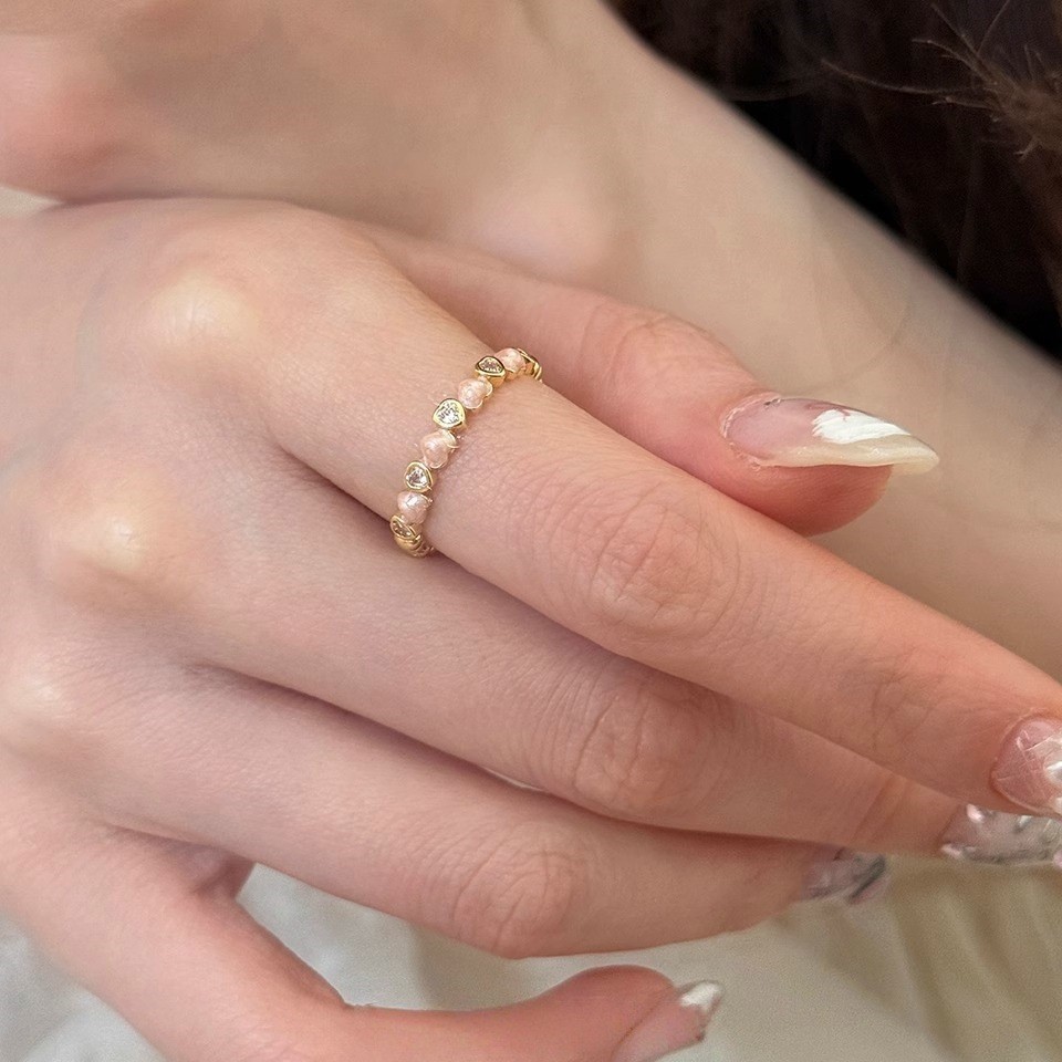 Korean-style pink glazed heart-shaped zircon ring, a niche design for women, light luxury and exquisite index finger ring, elegant open ring details Picture
