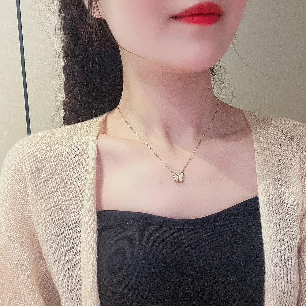 Korean version white mother-of-pearl butterfly necklace, women's niche design sense pendant, light luxury titanium steel collarbone chain, one hair replacement accessory Application Scenario