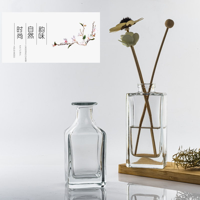Flameless rattan volatile aromatherapy bottle, glass vase, transparent aromatherapy essential oil bottle, flower arrangement hydroponic flower vase, glass bottle Specification drawing