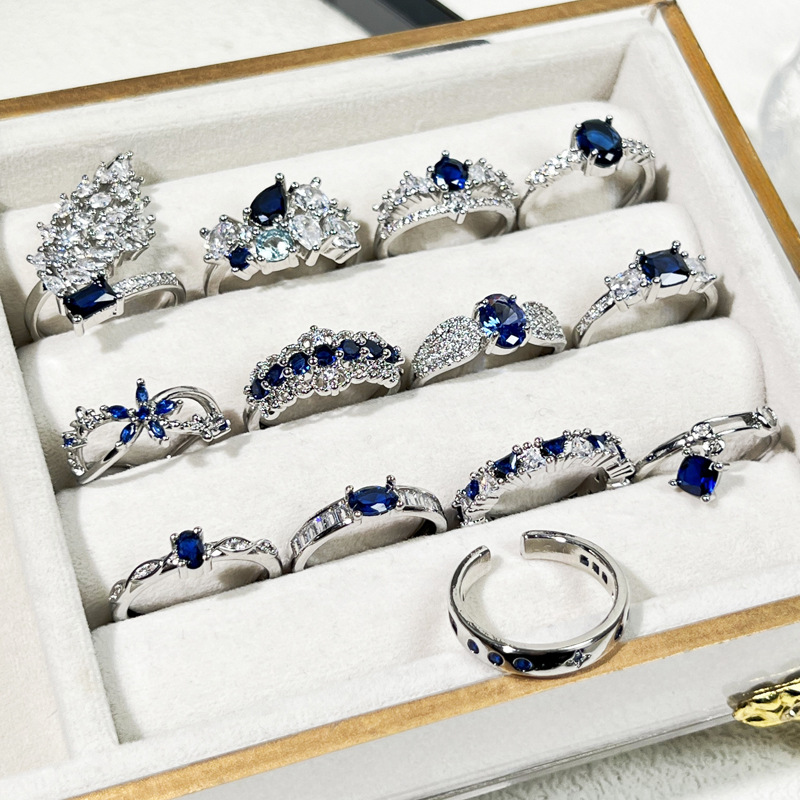 Blue zircon collection, a niche design with a light luxury style and a unique open ring, is a versatile ring for a cold and elegant woman Application Scenario