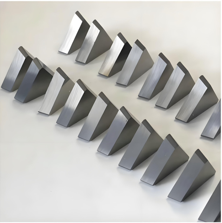 Zigong Great Wall Alloy Face milling inserts YG643, YG813, YG546, YG610, 3XH13R, 3130511 details Picture
