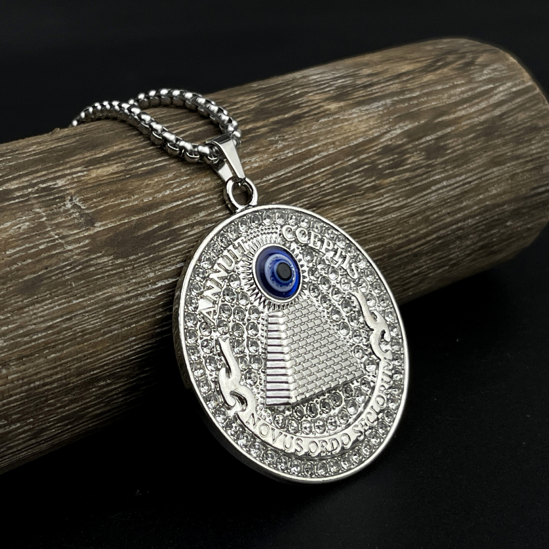 Wholesale of new cross-border Nazar Eye titanium steel necklace round halal diamond-encruble alloy pendant from the Middle East details Picture