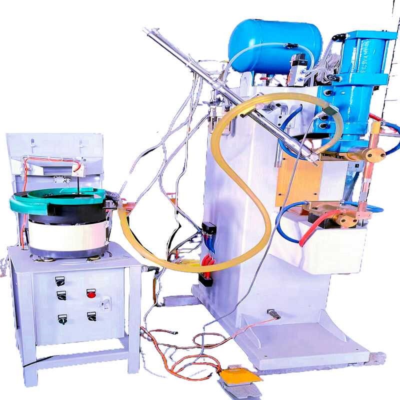 Nut feeding machine, nut conveyor, spot welding machine, M8 four-corner, six-corner, M6, M10 flange nut automatic conveyor Application Scenario