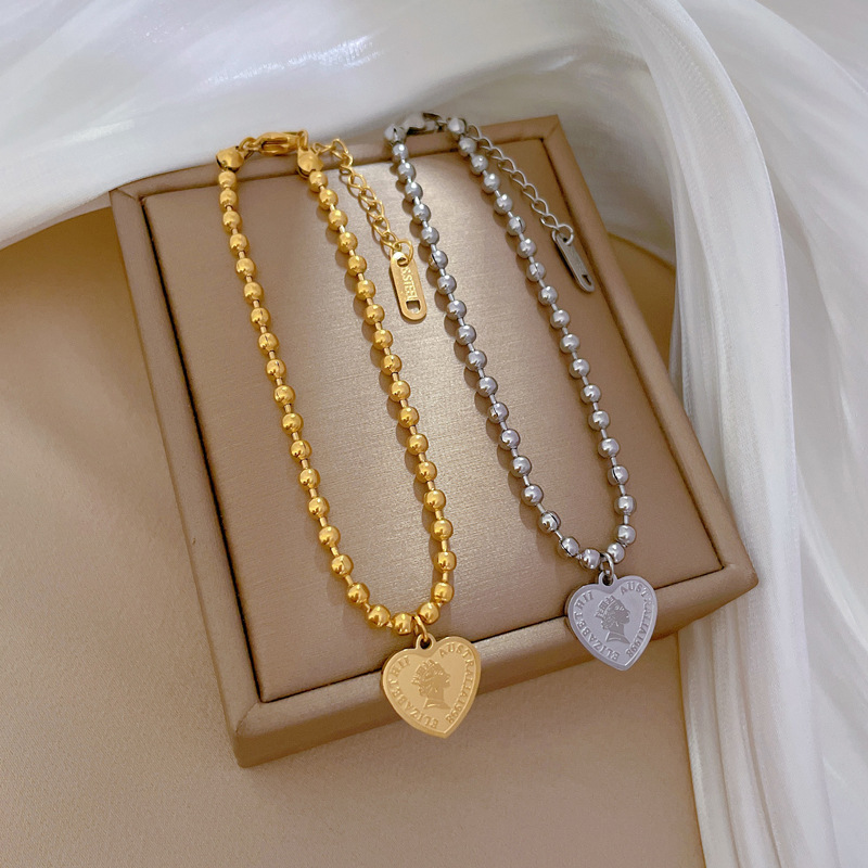 【 All-titanium Steel 】 Dongdaemun's unique heart-shaped chain bracelet with a head full of diamonds, a female Internet celebrity's retro best friend Specification drawing