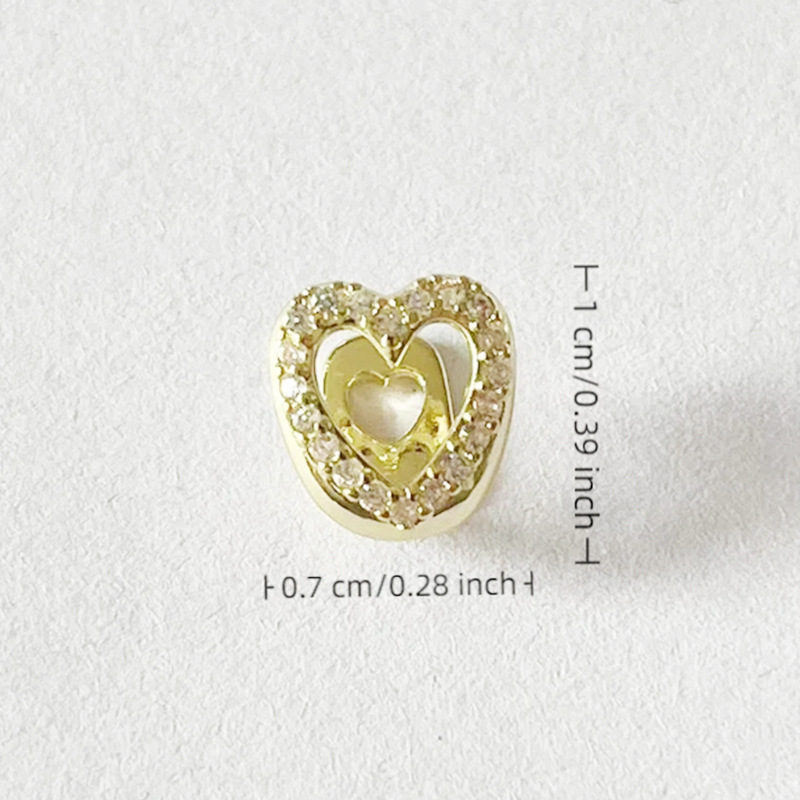 Jinwu Hollowed-out heart-shaped zircon braces, cool and shiny gold teeth for daily outings, hip-hop versatile cross-border accessories wholesale Item Picture