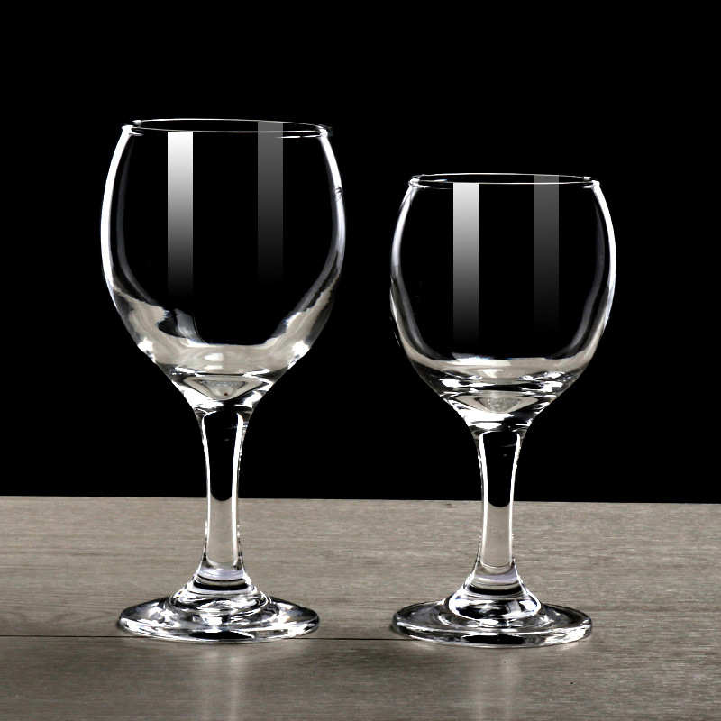 Wholesale manufacturer of glass red wine glasses, glass wine glasses, highball wine glasses, Bordeaux wine glasses full figure