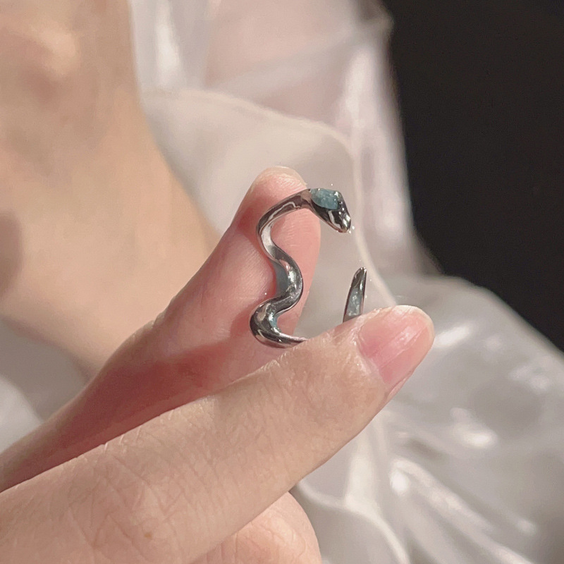 Exquisite stacked ice blue small snake opening ring, feminine, light luxury, high-end feel, simple and individual, adjustable ring Specification drawing