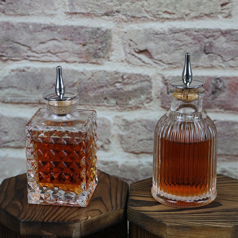 Wholesale of bar fancy cocktail bottles, vermouth wine bottles, medicine wine bottles, bitter glass bottles, spray bar supplies, and wine bottles details Picture