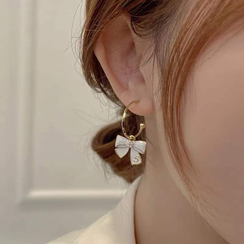 S925 Silver Needle Korean bow ear ring earrings, trendy and niche design, simple and elegant, goddess-like style stud earrings Specification drawing