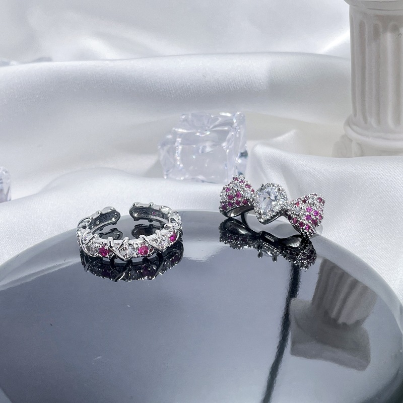 Sweet and cool, light luxury, high-end red diamond three-dimensional bow ring, a sophisticated, fashionable and exquisite index finger ring details Picture