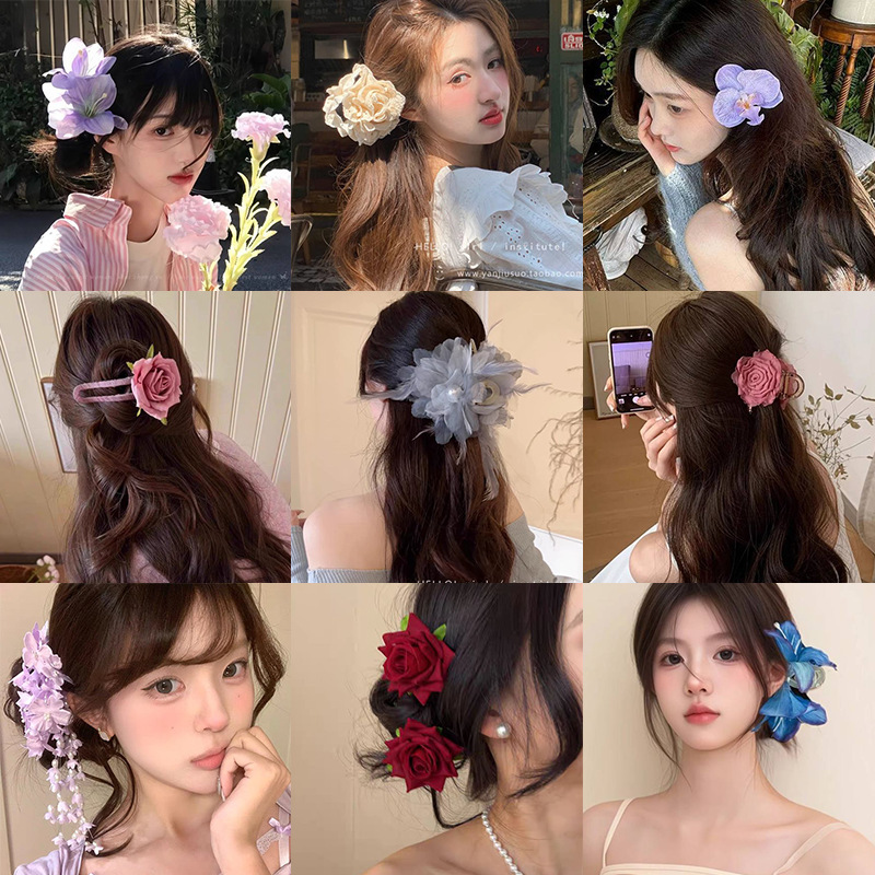 A super ethereal atmosphere, a realistic lily flower hair clip, a beautiful and high-end look, a shark hair clip and a scratch-off headwear at the back of the head full figure