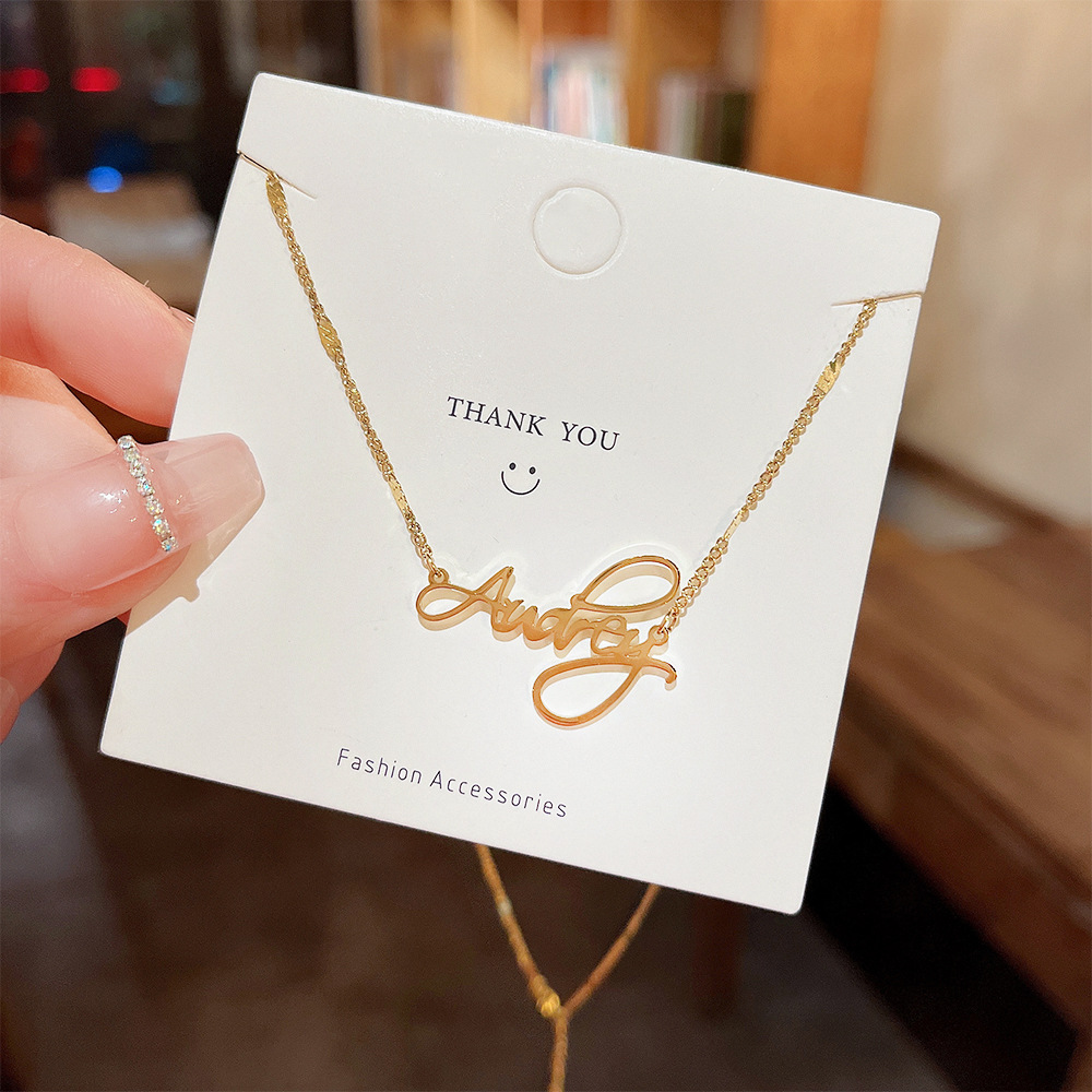 This popular English letter necklace is made of 18k real gold with electroplating. It is simple and individual, with a cold collarbone style. It is a necklace for women details Picture