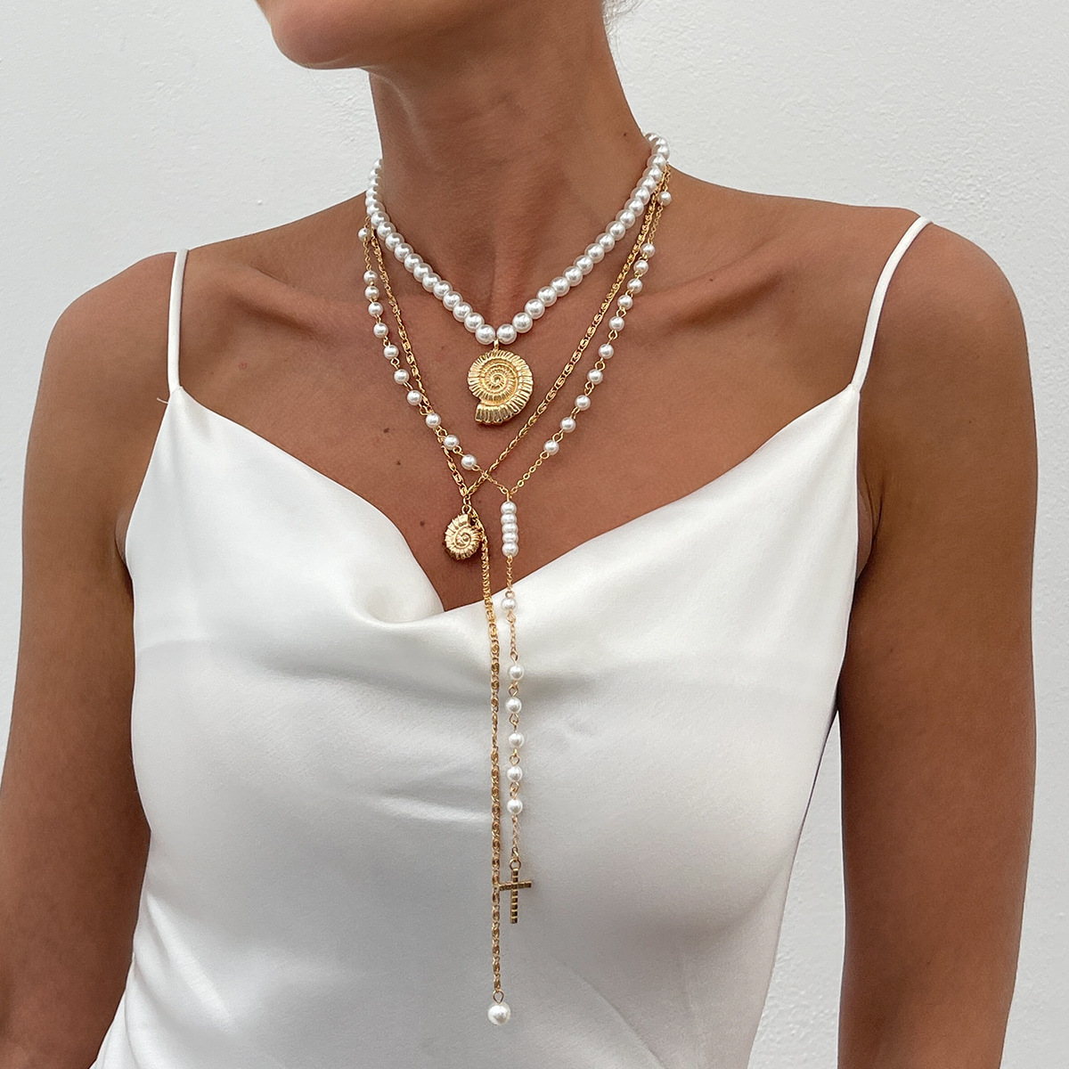 European and American cross-border jewelry vacation style conch cross pendant necklace, summer beach pearl string collarbone chain full figure