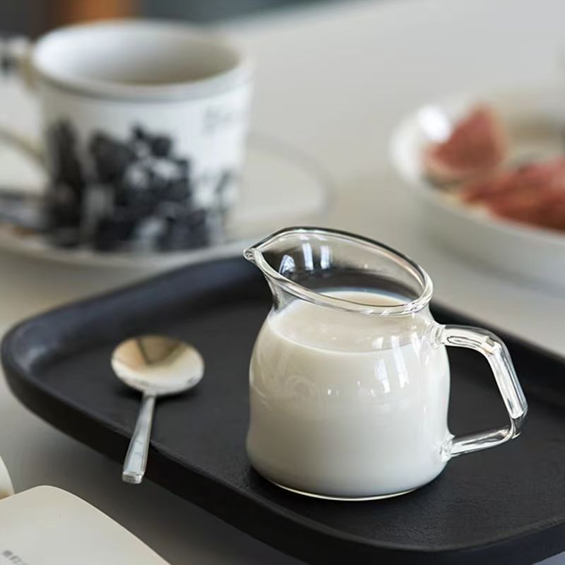 Mini glass milk cup, Western-style steak saucer, coffee cup, sauce, sauce, milk pot, large-capacity milk cup full figure