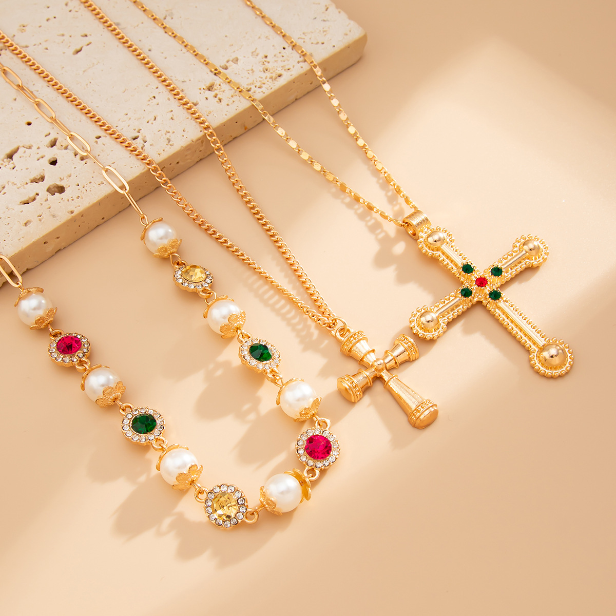 European and American cross-border jewelry, sweet and cool style cross alloy pendant collarbone chain, diamond-encrusted pearl beaded tassel necklace Application Scenario