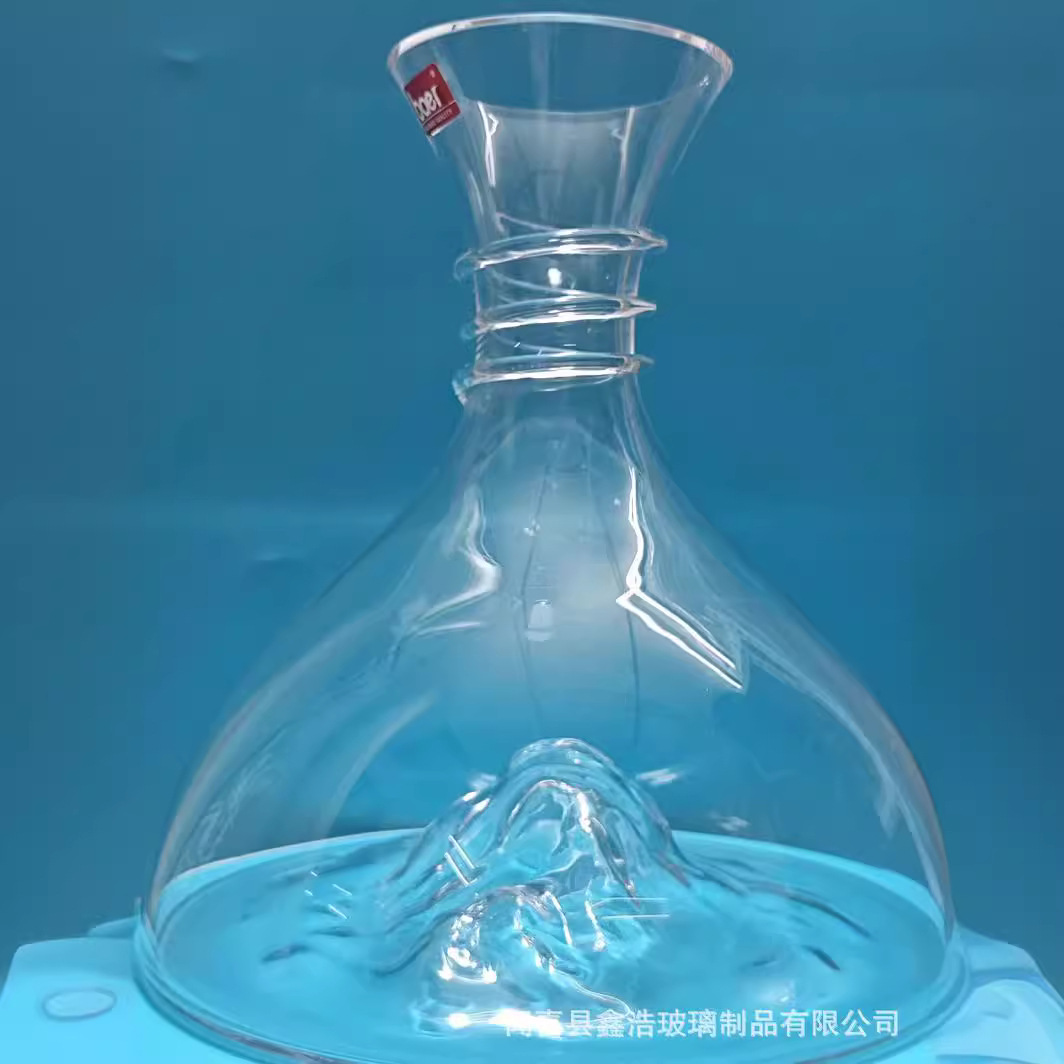 baer Twisted Waterfall Quick Wine decanter, crystal glass wine divider, European-style glass wine ware for home and commercial use details Picture
