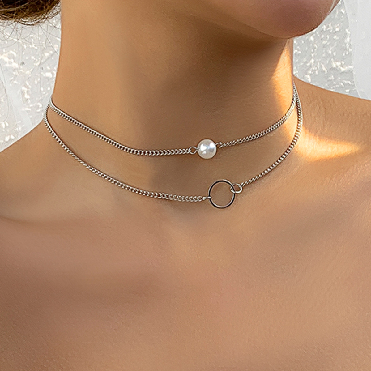 Simple geometric stacked metal chain, sweet and cool style collarbone chain, European and American niche design sense, imitation pearl necklace Specification drawing