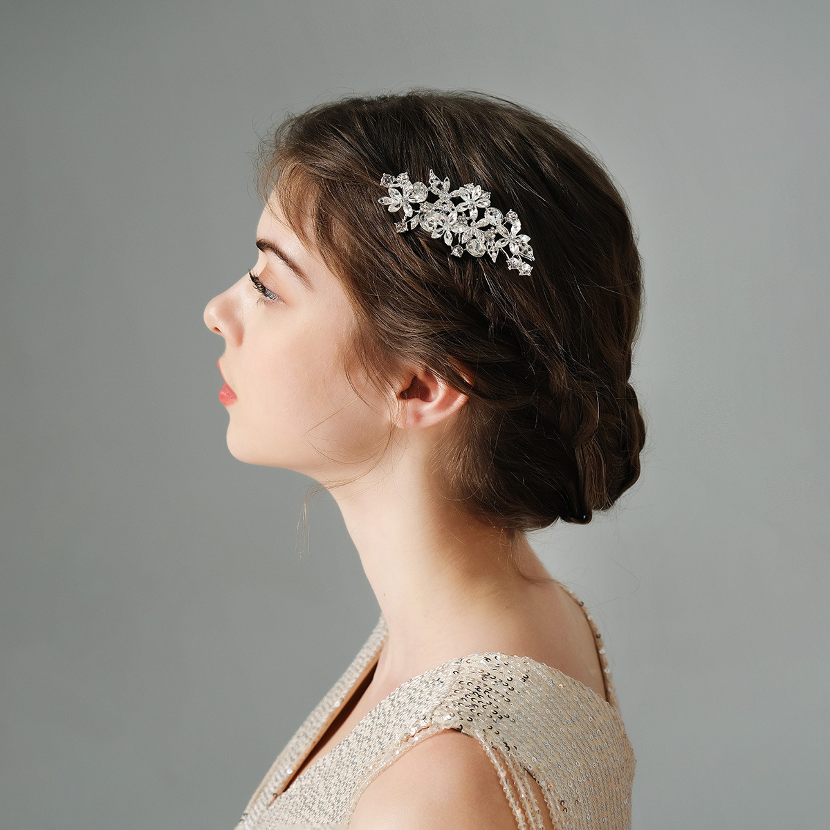 New European and American bridal accessories: Golden floral hair comb, studio makeup plate, hair pin comb, alloy rhinestone hair accessory and headwear details Picture