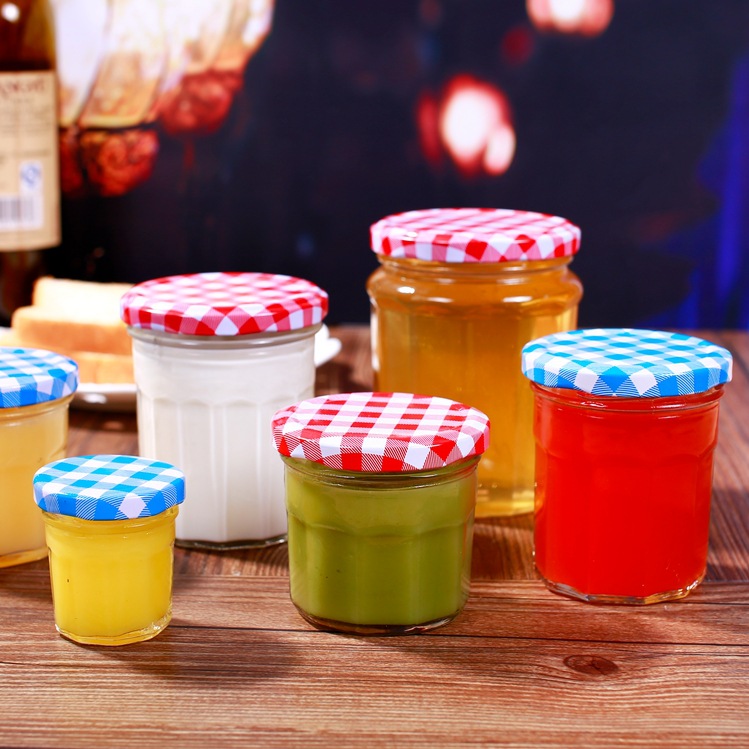 Wholesale of glass bottles: French Qiao Po Po pickled vegetable bottles, jam bottles, fermented bean curd bottles, candy jars with LIDS, honey and bird's nest bottles full figure