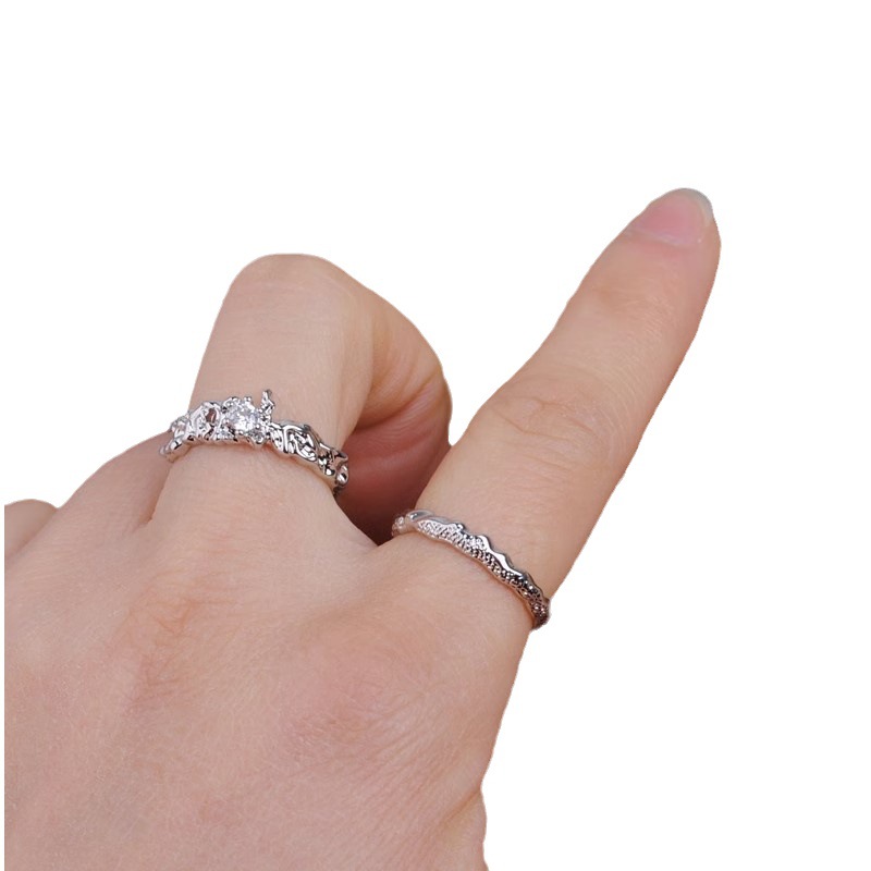 The new diamond-patterned open ring for women is fashionable and individual, set with zircon, exuding a light luxury and cool style, and is a popular food ring Item Picture