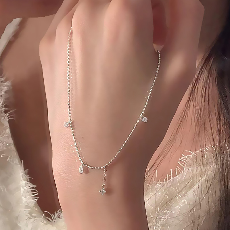Minimalist zircon water drop tassel necklace for women, simple and individual style, versatile, daily personalized neckchain, collarbone chain details Picture