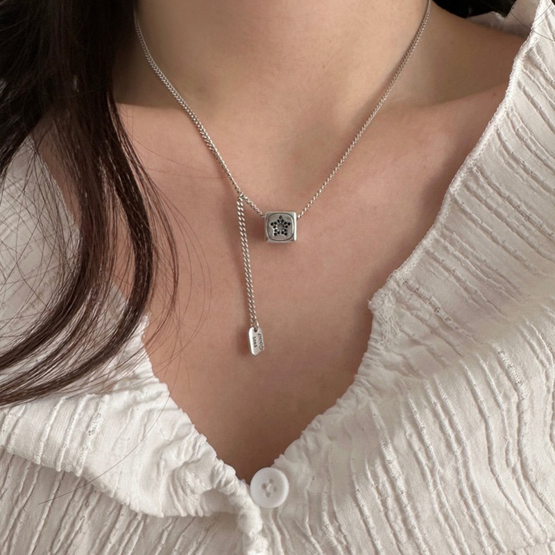 Silver retro square five-pointed star smiling face necklace, collarbone chain, tassel sweater chain from Dongdaemun, South Korea, 2023 trend Application Scenario