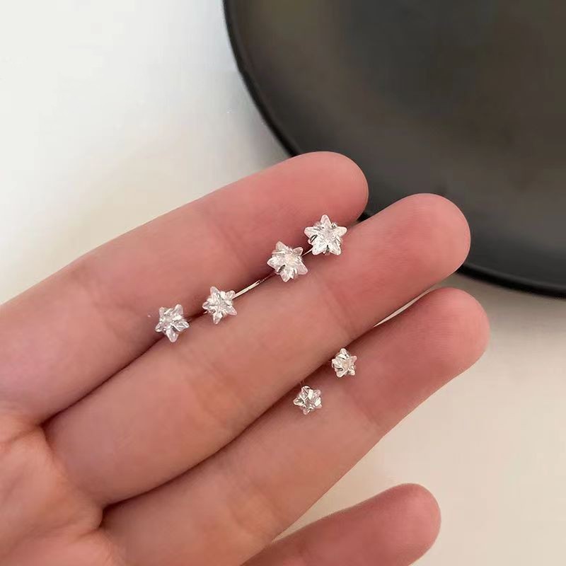 s925 Exquisite Zircon five-pointed star Stud earrings for women, with a light luxury and high-end feel, is a new 2025 trendy, simple and versatile ear accessory Application Scenario