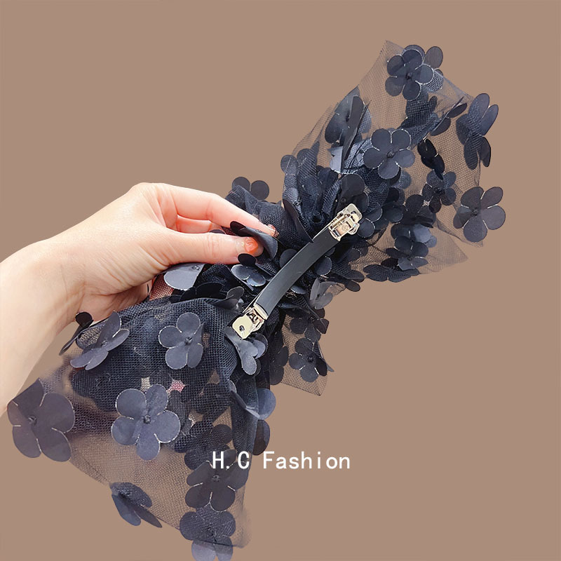 Large bow hairpin, mesh flower, high-end feel, spring clip, sweet new hair accessory, hairpin, super fairy-like headwear for women Application Scenario