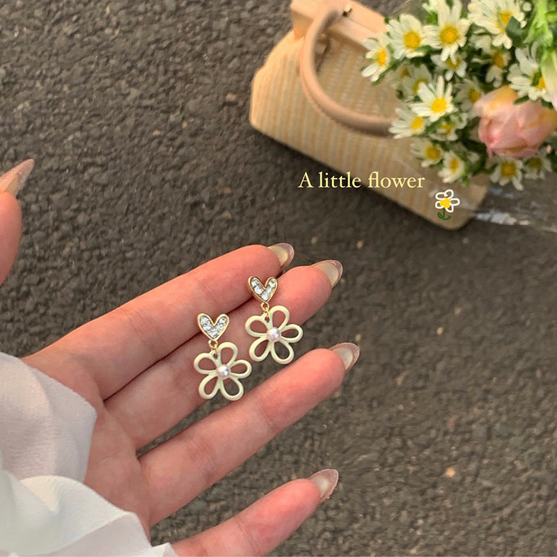 Bow flower earrings, 2025 new trendy and niche design sense, high-end light luxury earrings, women's stud earrings, simple and elegant for women Specification drawing