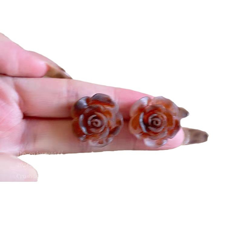 Retro red rose stud earrings for women 2025 New bestsellers autumn and winter retro flower-dyed earrings, elegant earrings Item Picture