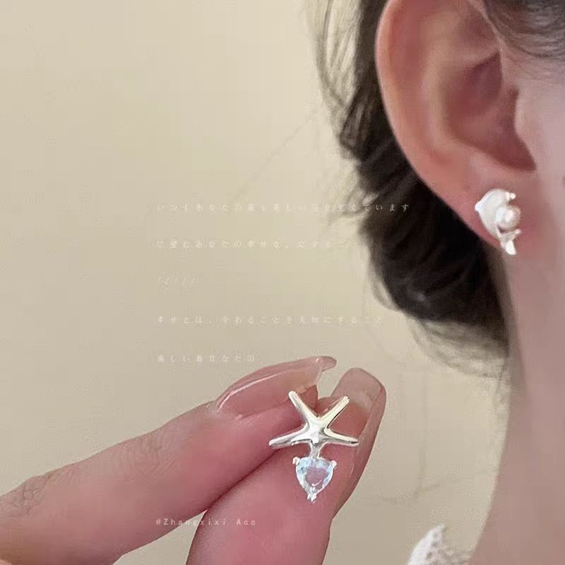 The Ocean series features exquisite, compact, asymmetrical starfish and dolphin stud earrings that are stylish, unique and versatile for women full figure