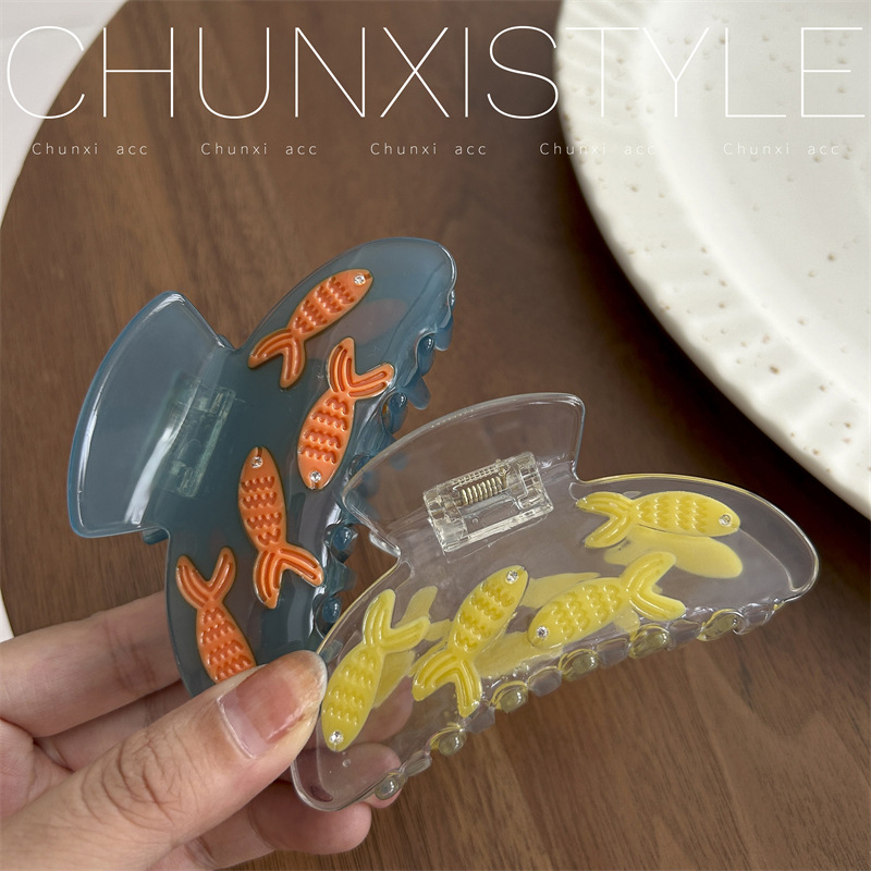 Blue transparent acetic acid hair clip, ins niche design, goldfish tank plate, large hairpin, 2023 Summer new style details Picture