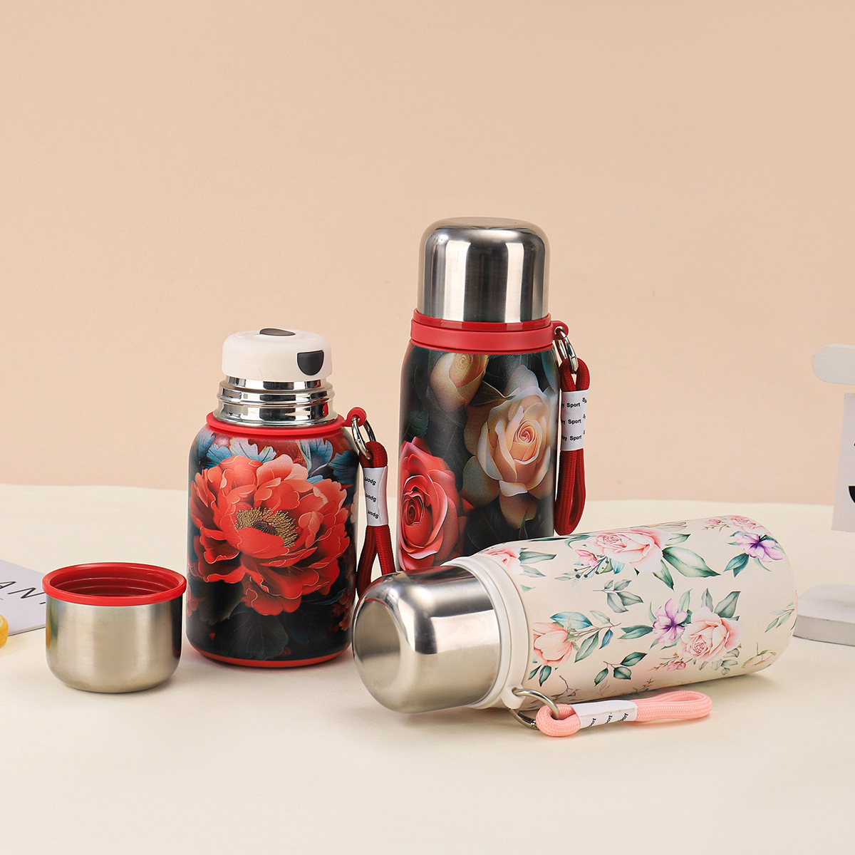 Wholesale of Douyin's best-selling Flower Blooming Wealth Insulated Cup, 316 stainless steel double-layer vacuum bouncing cup, retro gift cup Application Scenario