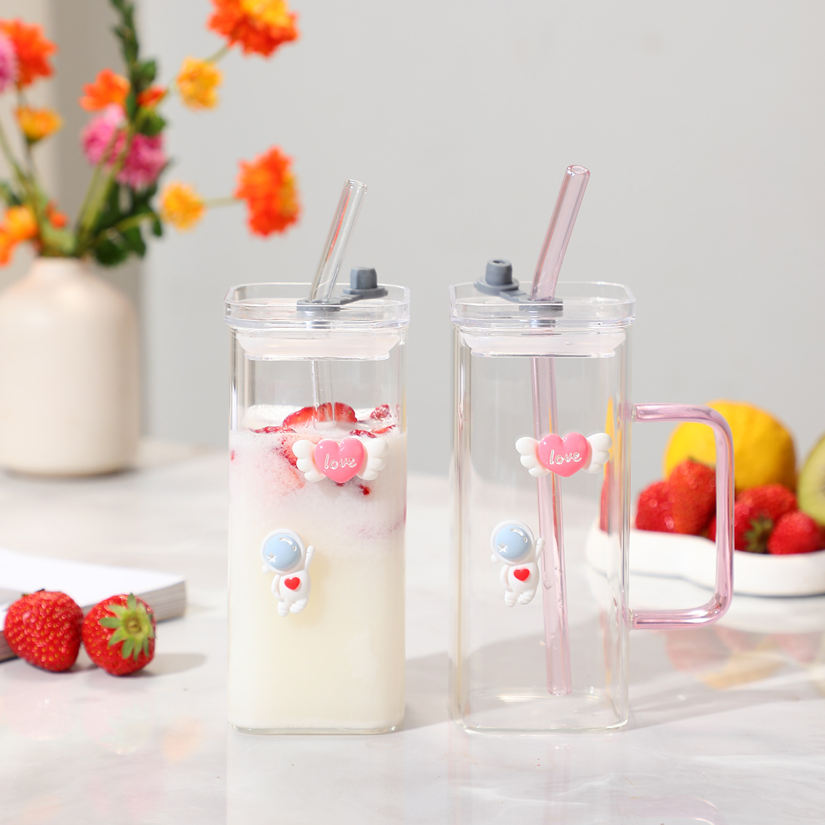 High appearance level DIY astronaut covered straw heat-resistant glass cup, ins style high borosilicate square mouth water cup, juice cup Application Scenario