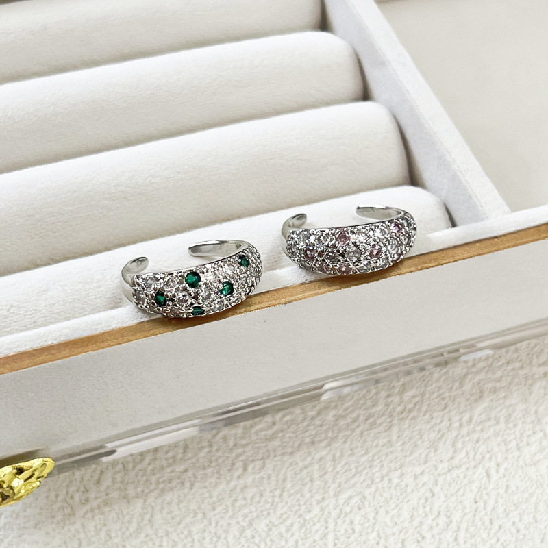 European and American style plant-themed Paraiba ring, women's starry sky micro-inlaid, elegant and refined, light luxury and high-end index ring Specification drawing