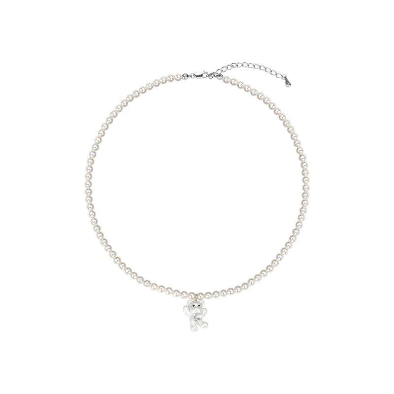 Little Bear Heart Pearl Necklace for Women, 2025 New style Japanese and Korean Instagram niche design, high-end collarbone chain accessory Item Picture