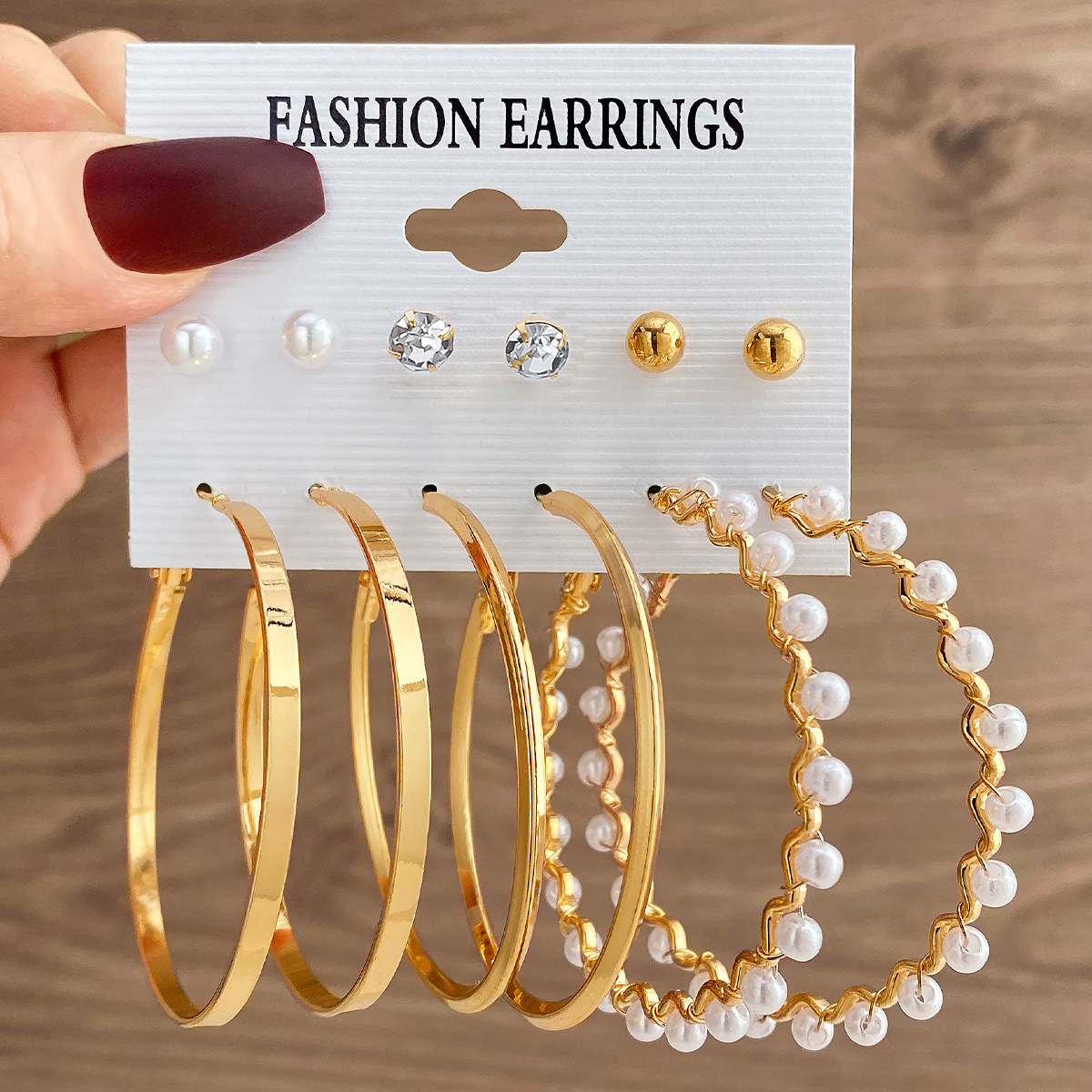 European and American cross-border pearl inlaid butterfly stud earrings, high-end ear rings, retro metal 6-set earrings set for women details Picture