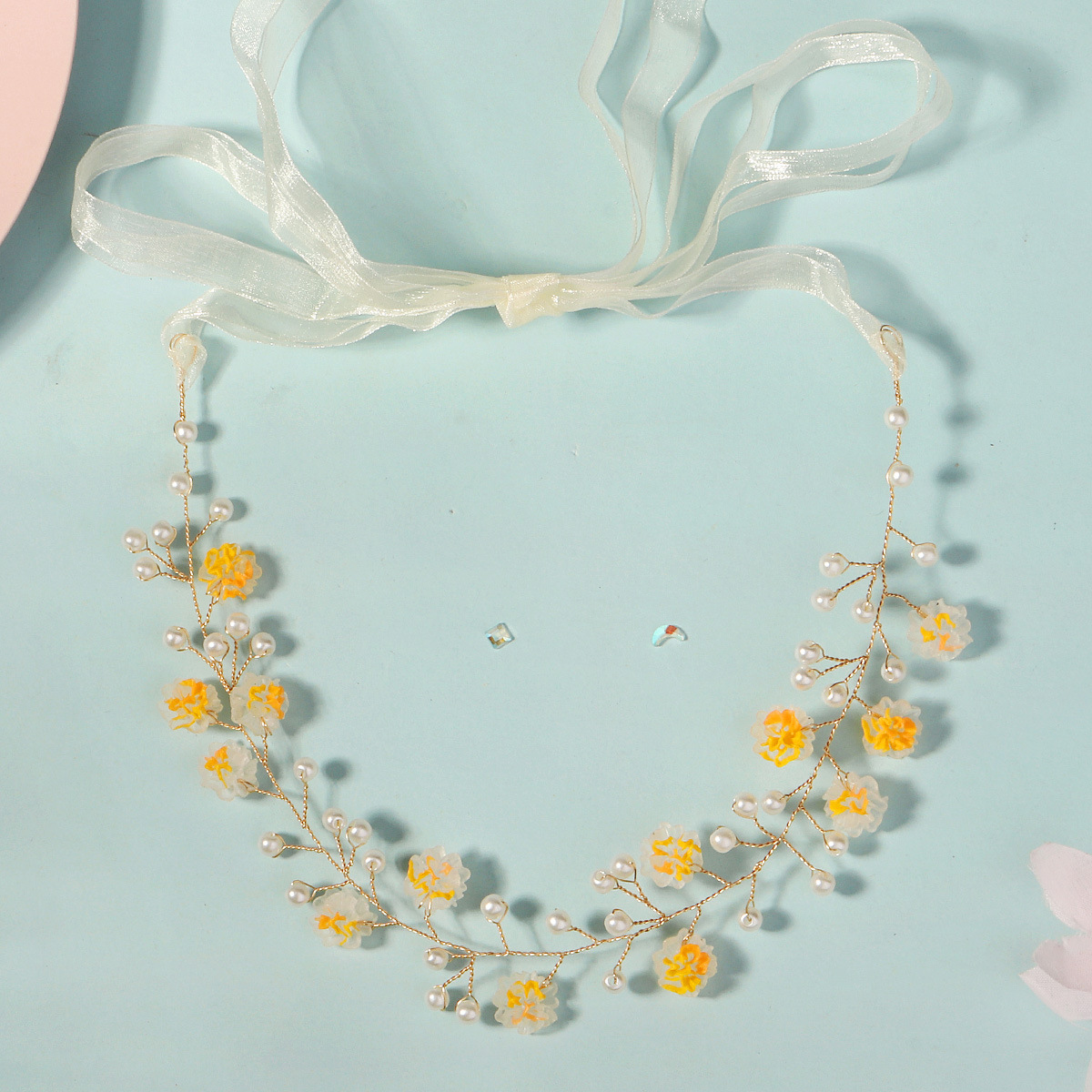 New cross-border yellow acrylic flower pearl hair band, high-end birthday and wedding bun headwear, bride's hair band full figure