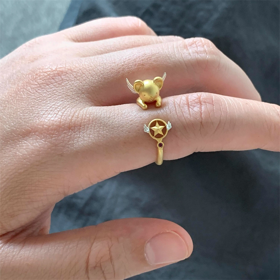 The magical girl Sakura and Ko ring is a simple, versatile, sweet, cute and cartoonish high-end ring for women on Instagram details Picture