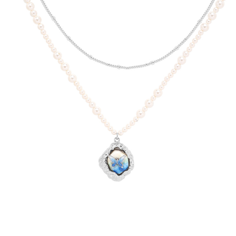 High-end pearl necklace, niche design, blue and green gradient butterfly sweater chain, women's light luxury style, autumn and winter resin pendant Item Picture