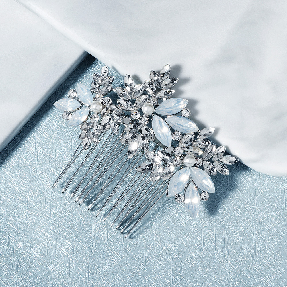 New cross-border Amazon hair accessories: rhinestone insert comb, Bohemian alloy diamond-encrusted comb, European and American bride accessories details Picture