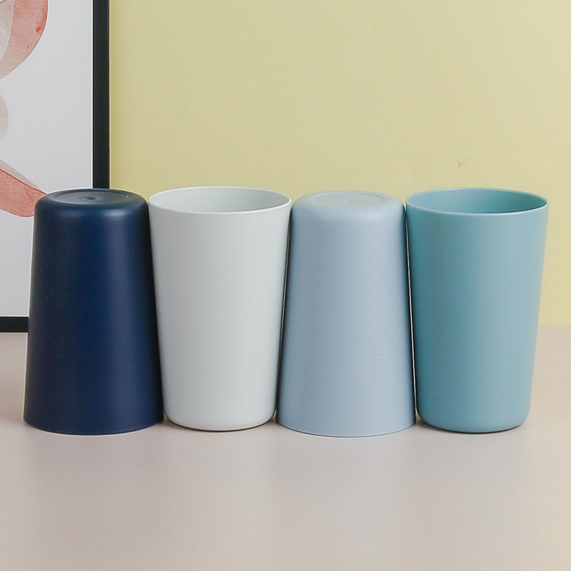 Wholesale of mouthwash cups, household simple mugs, plastic pp couple cups, creative toothbrush cups, drinking and washing cups Application Scenario