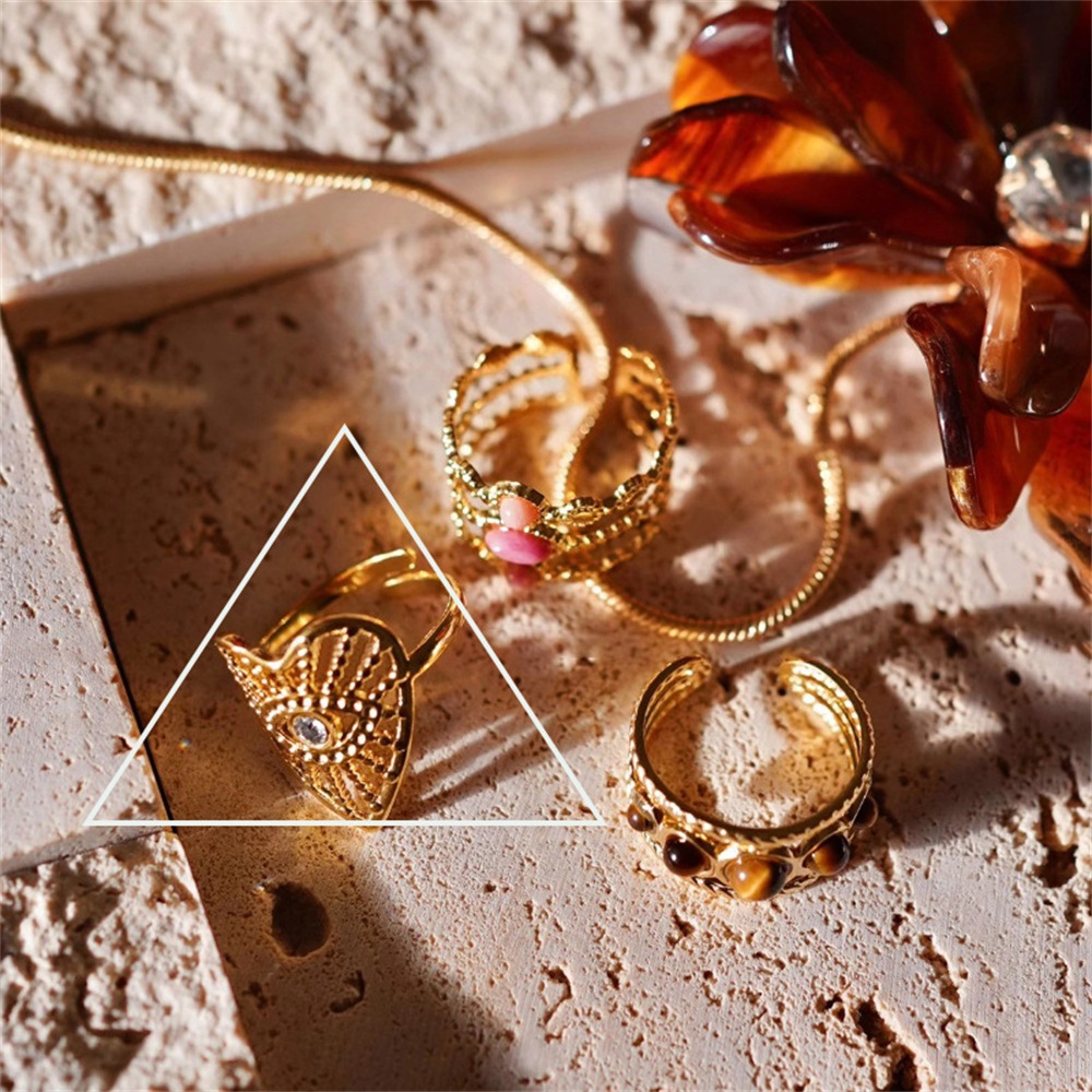 A mid-style heart multi-layer layered ring for women, a small European and American light luxury high-end, exquisite and versatile open index finger ring Item Picture