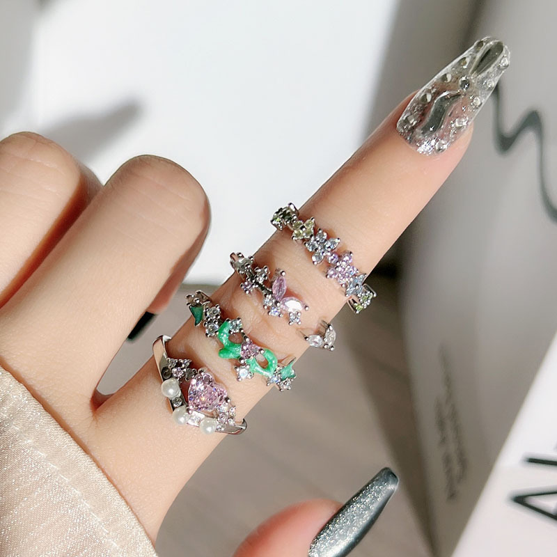 A niche design with a sweet pink diamond heart-shaped bow, a best friend ring, and a simple, individual, and cold style ring with micro-inlay for women details Picture