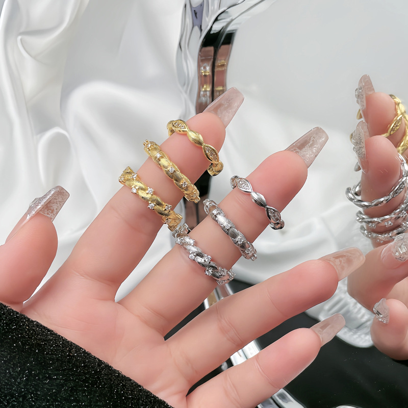 Italian retro brushed twist woven rings for women, adjustable, sweet and cool style, fashionable and unique couple ring trend Specification drawing