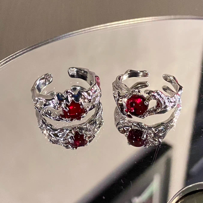 Dark style irregular red stone open ring for women on Instagram, cold style, fashionable and individual texture, high-end sense ring trend Specification drawing