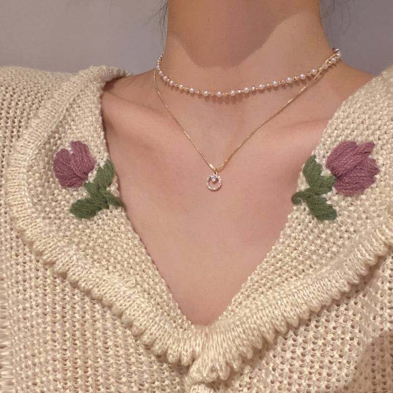 Zircon slightly inlaid double-layer pearl necklace for women, Korean light luxury niche design sense, versatile and elegant, chanel-style collarbone chain Application Scenario