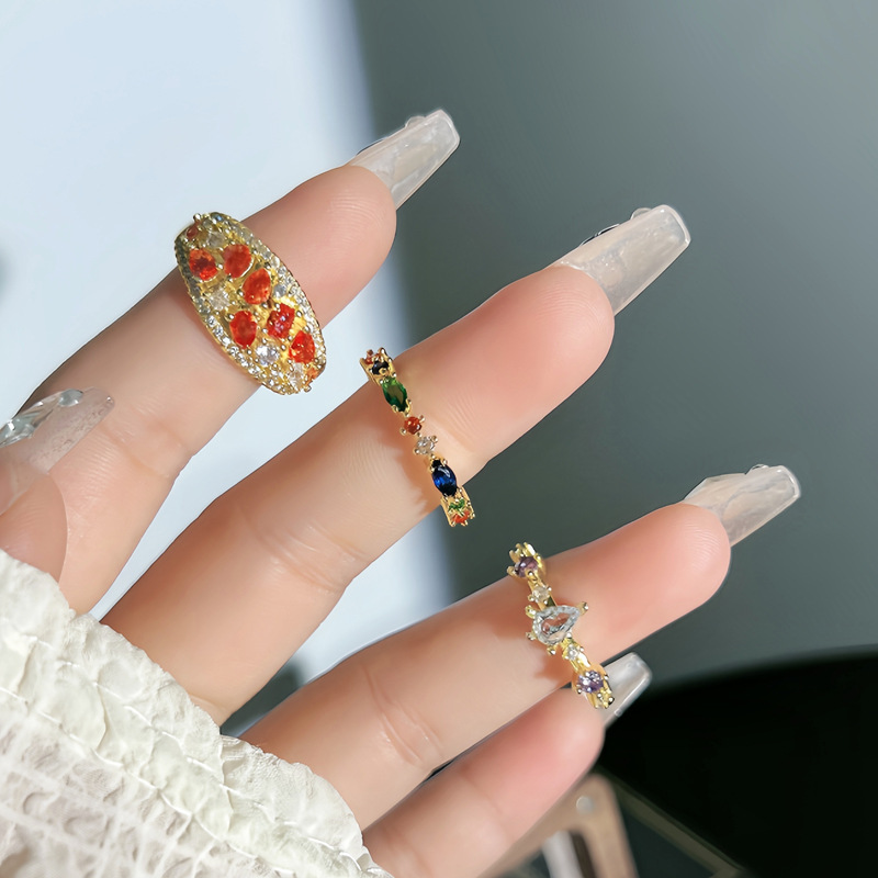 Forest-themed, fresh and light luxury water-drop colored diamond open-mouth ring, a niche and cold style for women, a sweet and cool Hong Kong style ring trend Application Scenario