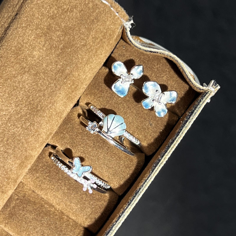 Blue butterfly flower language layered cream style gradient blue dynamic flower butterfly ring for women's fashionable cold style index finger ring Specification drawing